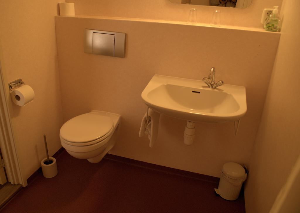 Hotel "De Steenen Man" Zurich ห้อง รูปภาพ