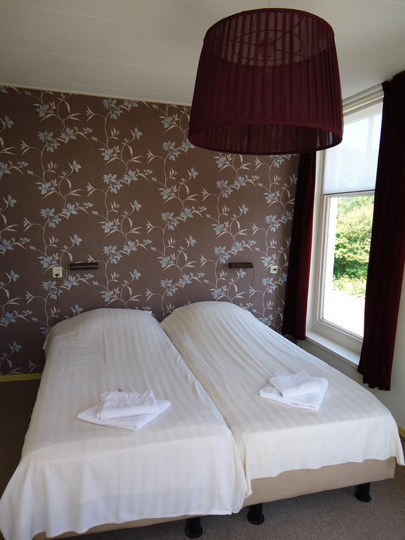 Hotel "De Steenen Man" Zurich ภายนอก รูปภาพ
